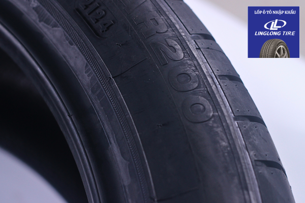 Vỏ Lốp Ô Tô LingLong 215/45R18 SPORT MASTER